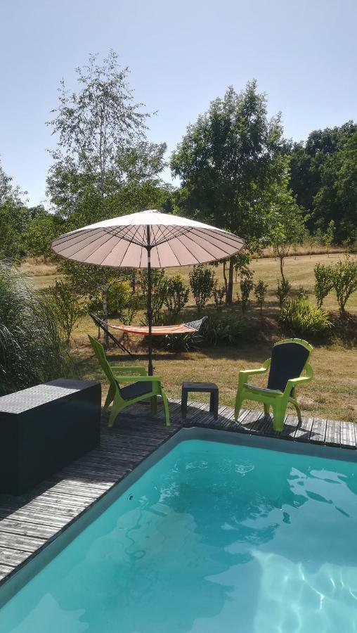 Le Mas De Carrie Bed and Breakfast Parisot  Εξωτερικό φωτογραφία