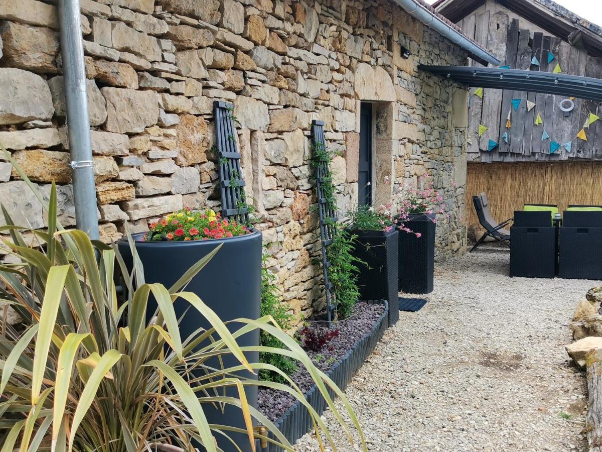 Le Mas De Carrie Bed and Breakfast Parisot  Εξωτερικό φωτογραφία