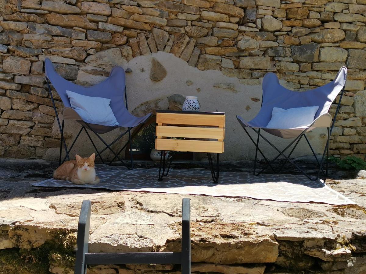 Le Mas De Carrie Bed and Breakfast Parisot  Εξωτερικό φωτογραφία