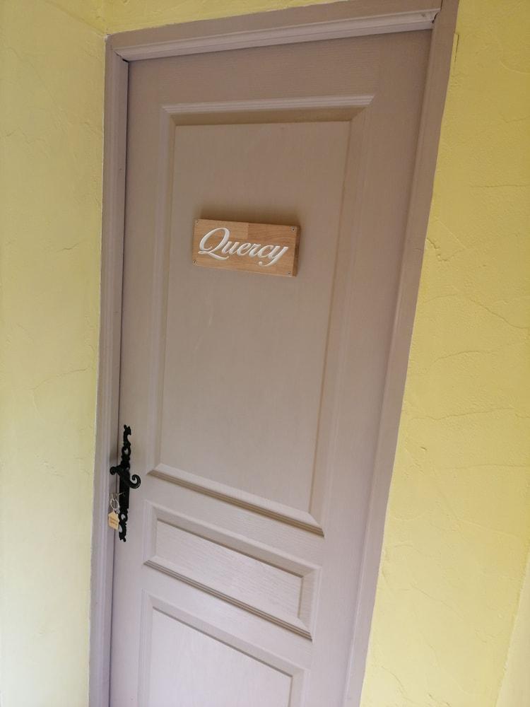 Le Mas De Carrie Bed and Breakfast Parisot  Εξωτερικό φωτογραφία