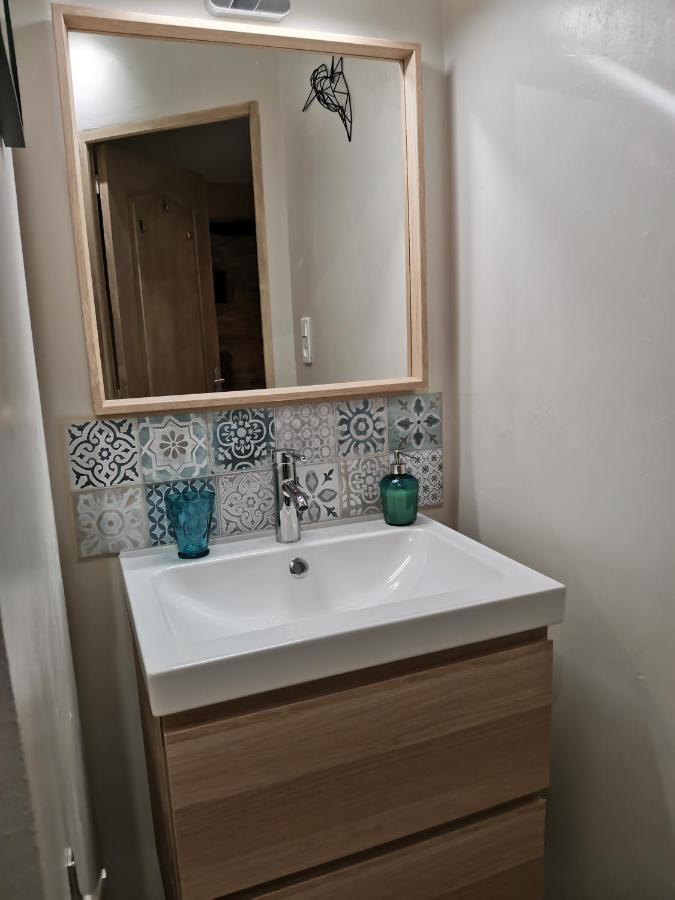 Le Mas De Carrie Bed and Breakfast Parisot  Εξωτερικό φωτογραφία