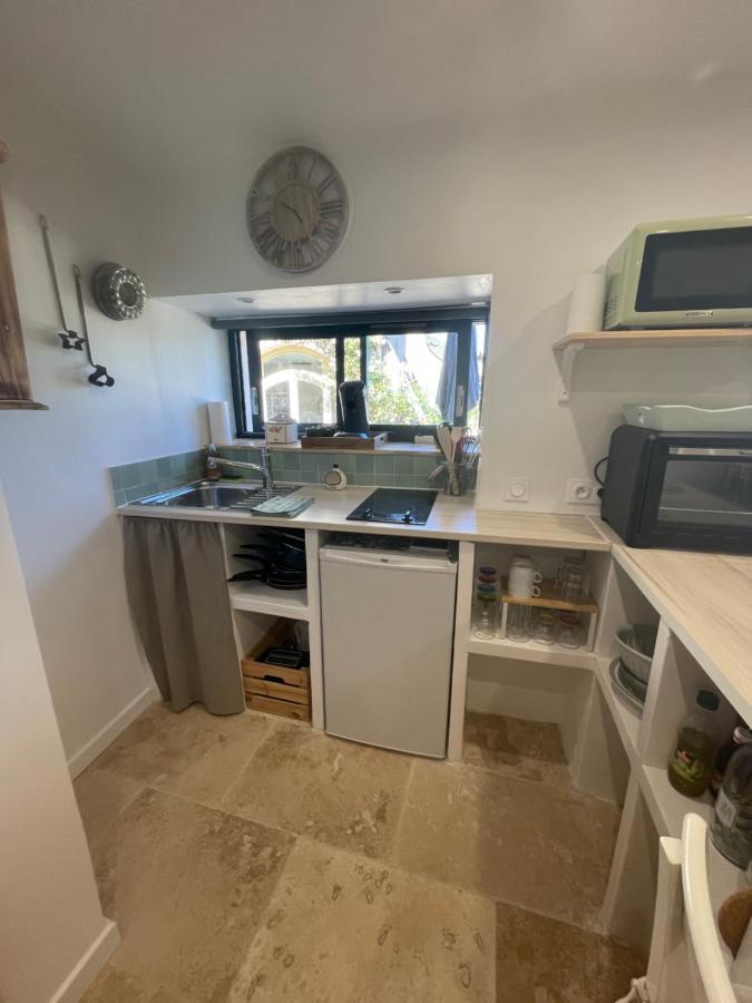 Le Mas De Carrie Bed and Breakfast Parisot  Εξωτερικό φωτογραφία