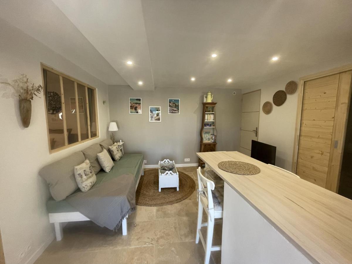Le Mas De Carrie Bed and Breakfast Parisot  Εξωτερικό φωτογραφία
